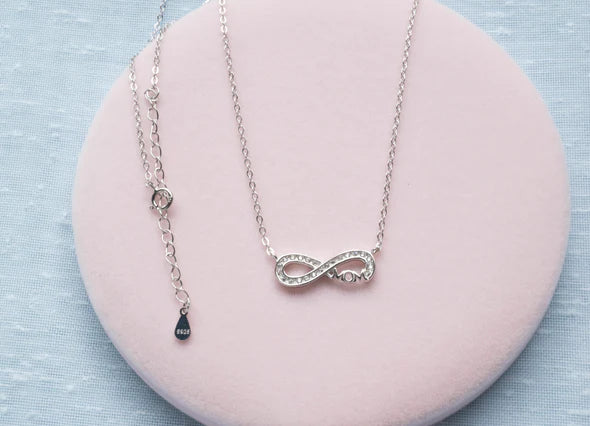 Collar infinito Madre