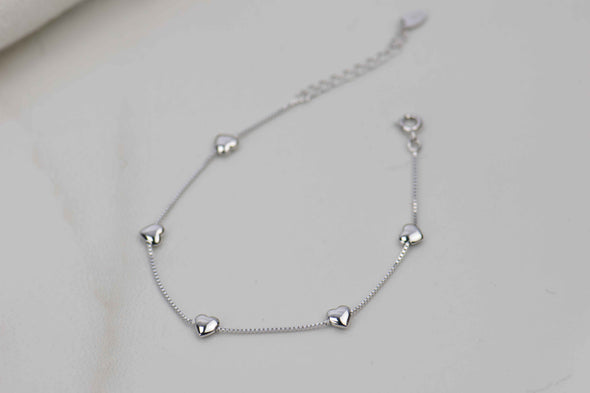 Pulsera con corazones en plata 925