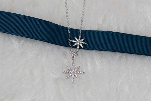 Collar con cadena y pendientes de estrella lucero en zirconias de plata 925