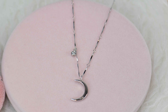 What a Moon Necklace