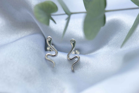 Aretes de serpiente en plata 925 con ojo de zirconia