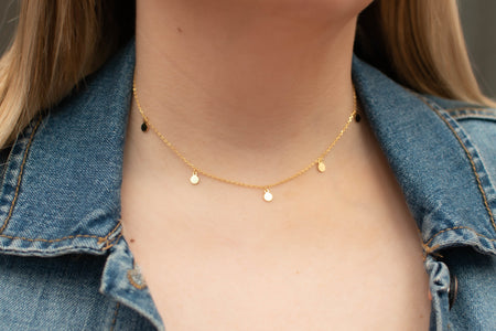 Cuello con collar de cadena con círculos con baño de oro 18k