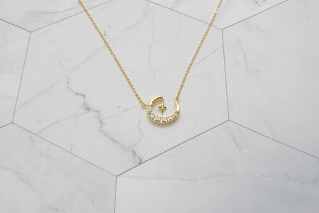 Collar con cadena con baño de oro 18k y pendiente de Luna con colgante de estrella pequeño