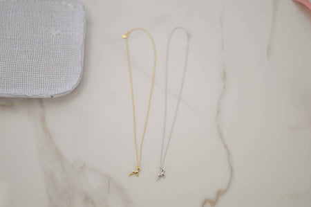 Collares de cadena con pendiente de venado en baño de oro 18k y venado en plata 925