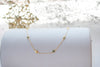 Collar corto dorado de soles