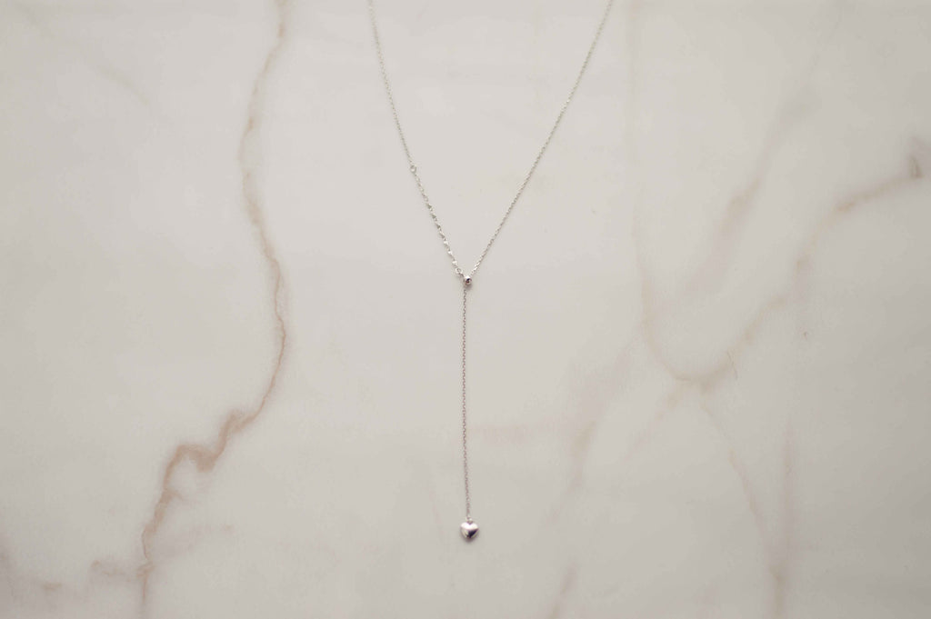 Collar con cadena y pendiente de cadena con corazón pequeño en plata 925