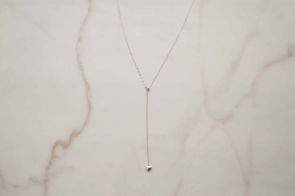 Collar con cadena y pendiente de cadena con corazón pequeño en plata 925